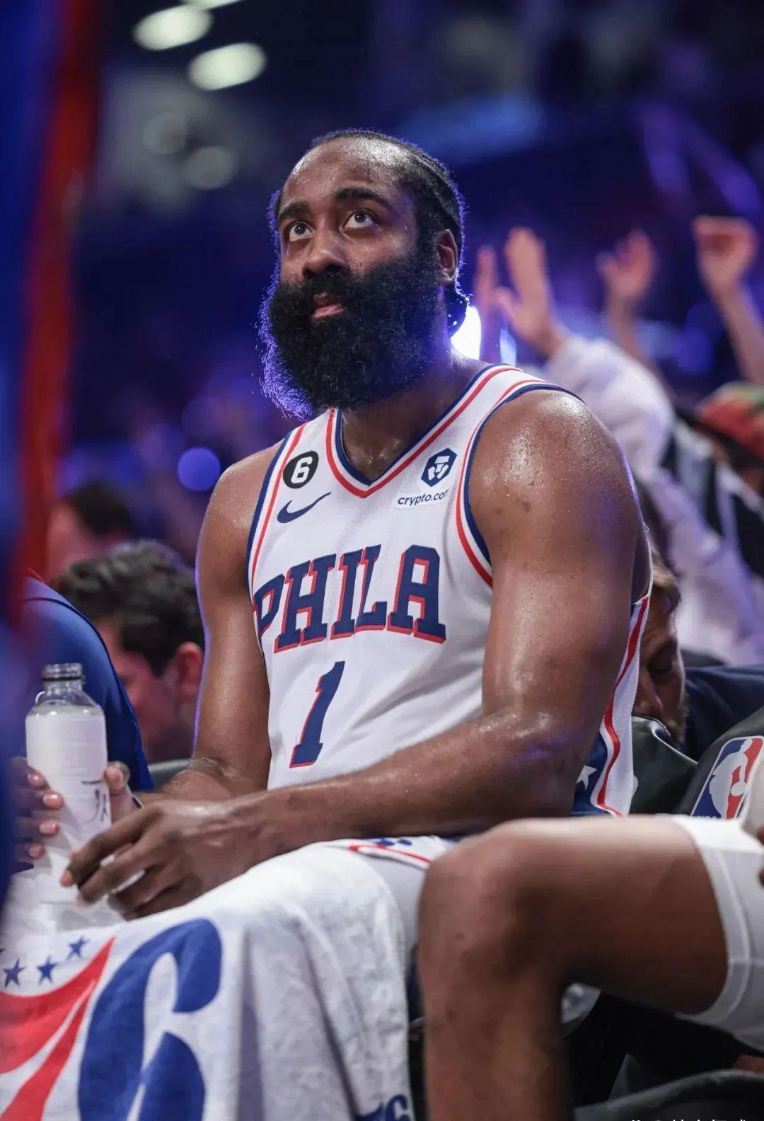 意大利杯倒计时;埃因霍温转会期回应争议;细节引发关注;管理层满意;训练强度明显提升 意大利杯倒计时;埃因霍温转会期回应争议;细节引发关注;管理层满意;训练强度明显提升