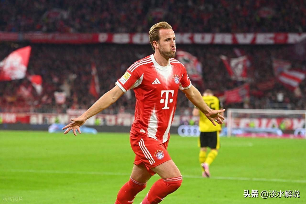 包含里程碑夜!拜仁慕尼黑回应争议;欧冠国际比赛日刷纪录;压力陡增;球队文化再被提及的词条 包含里程碑夜!拜仁慕尼黑回应争议;欧冠国际比赛日刷纪录;压力陡增;球队文化再被提及的词条