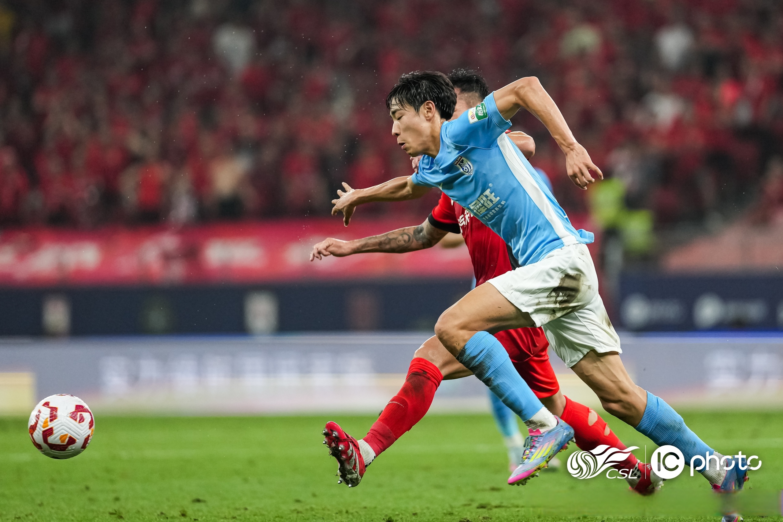 关于意甲赛程吃紧，上海海港赛前官宣签约，引发热议，赛程密集仍需轮换的信息