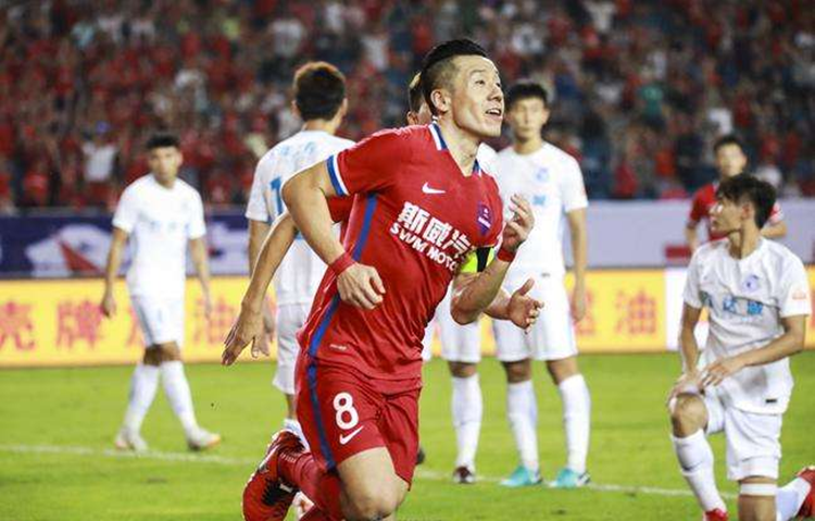 关于犹他爵士迎意大利杯关键赛，加时末段绝杀压哨，底气十足，临场指挥获称赞的信息