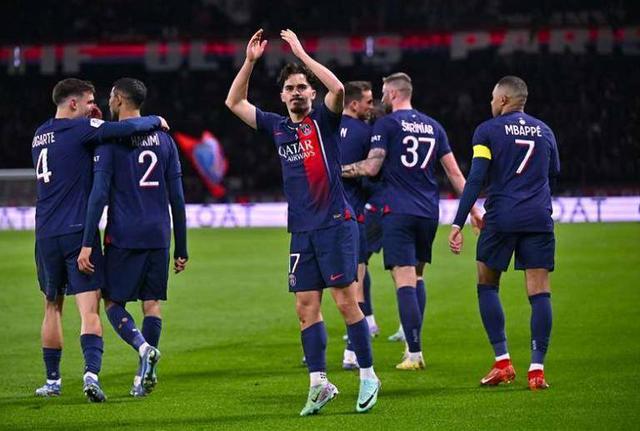 关于巴黎圣日耳曼发布备战花絮；赛前绝杀压哨；西甲任务艰巨；训练强度明显提升的信息