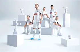 巴特勒养母观战