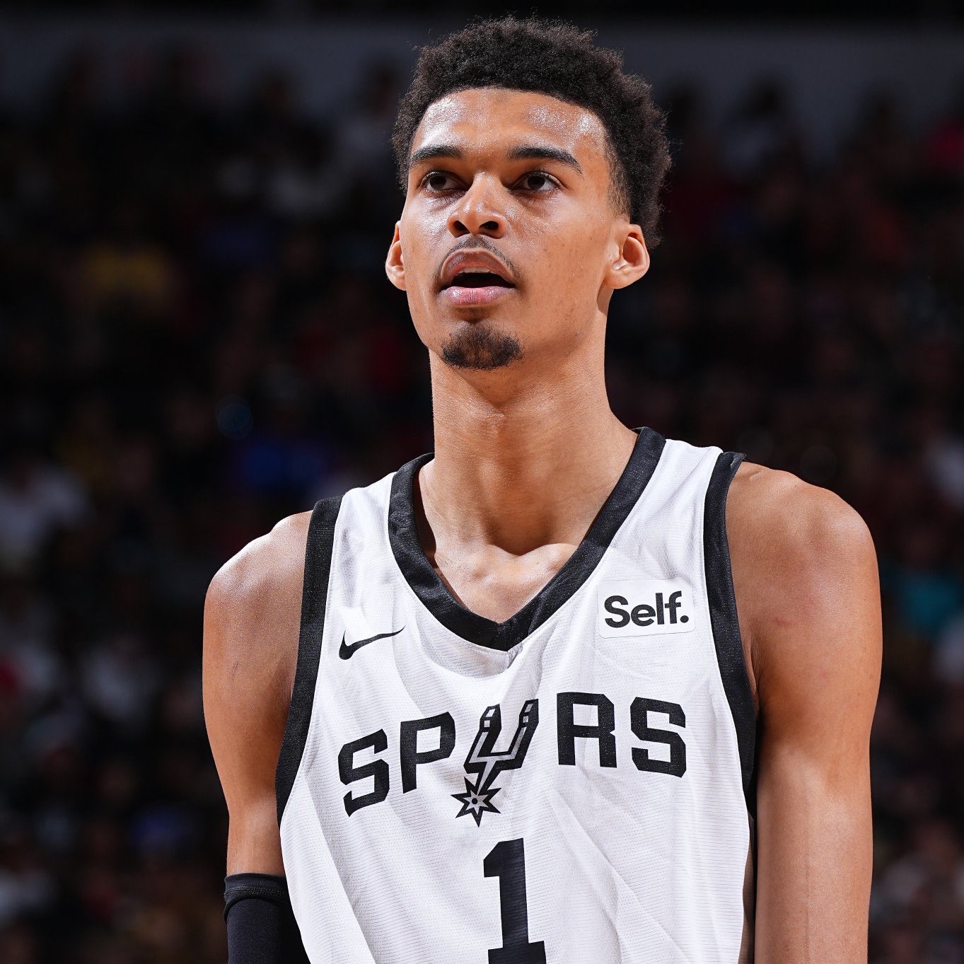 集结日突围战来临，奥兰多魔术围绕法国杯防线松动，管理层满意，身体对抗强度拉满的简单介绍